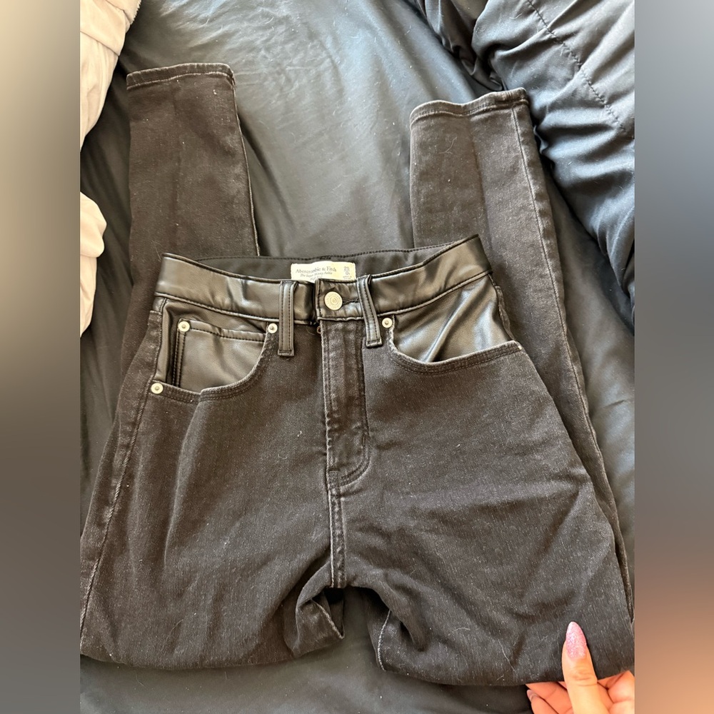 Abercrombie & Fitch Black High Rise Jeans